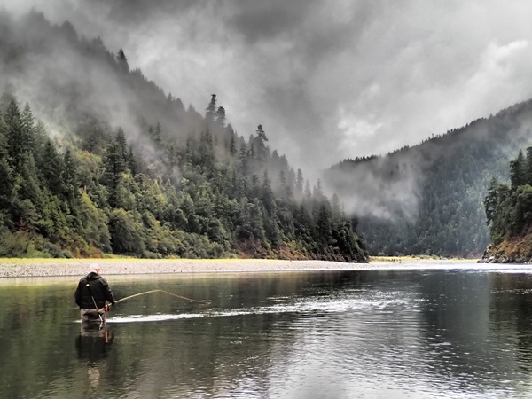 Fall morning on the Klamath